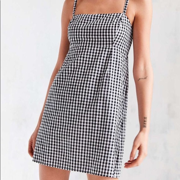 UO Cooperative Straight Neck Gingham Dress - Picture 3 of 5